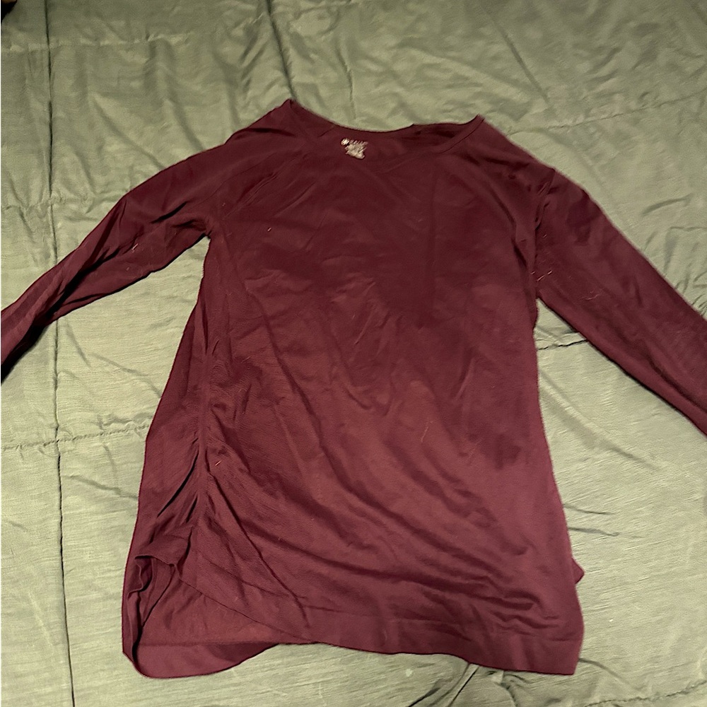 Gaiam seamless long sleeve tee